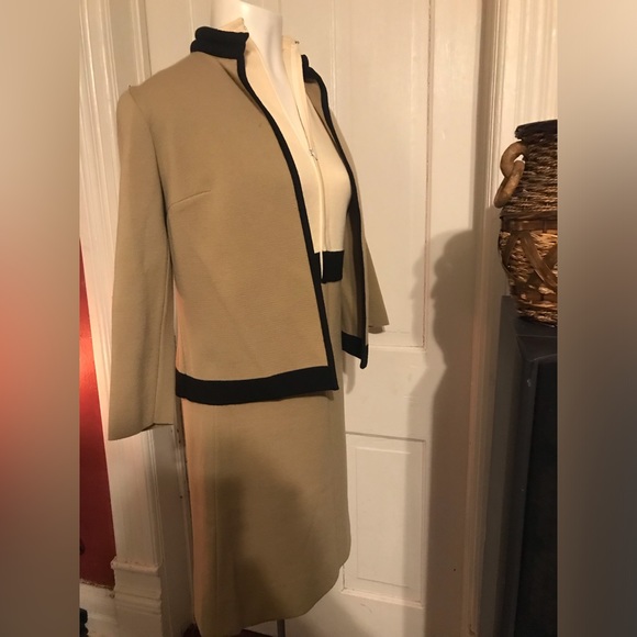 Vtg. 2 pc. Formal dress by: Banff LTD knits in fashion. Size: 8 Made in Italy. - Picture 7 of 16